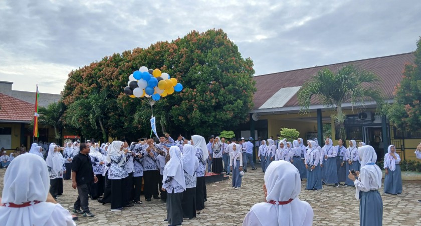 SMAN 1 PERANAP MEMPERINGATI HARI GURU NASIONAL DAN HUT PGRI KE-79 TAHUN